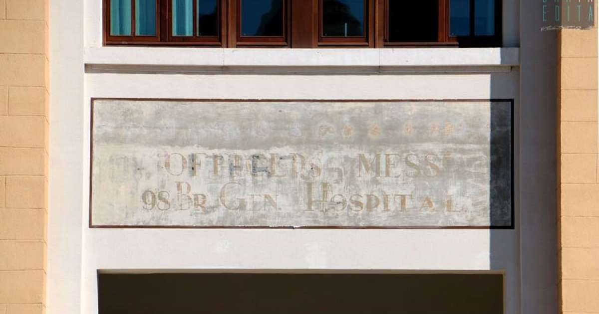 Il Policlinico e una scritta storica: fu qui che furono curati i sopravvissuti all'iprite